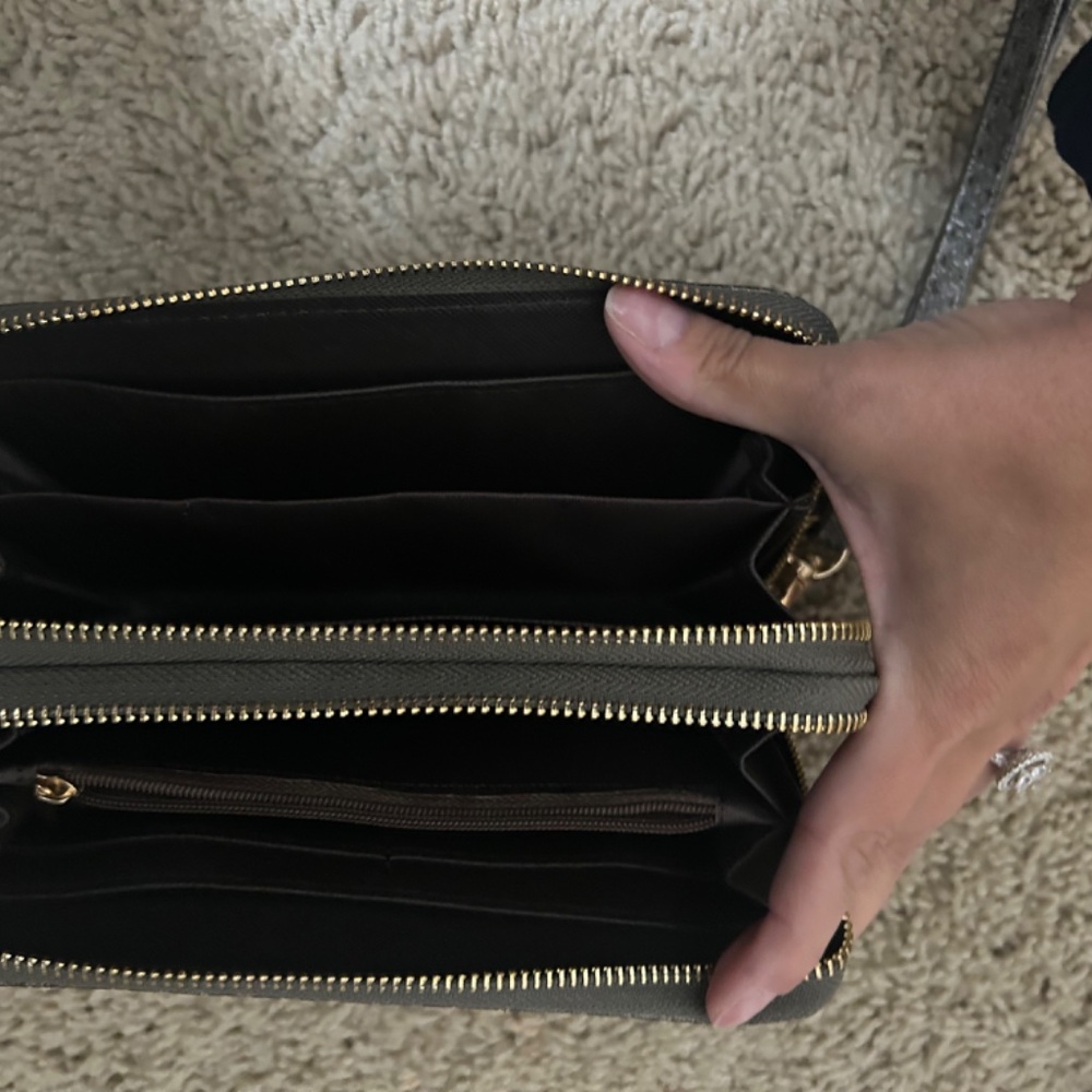 Purses/wallet - Picture 7 of 8